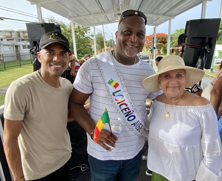 El pelotero, Pedro Valdés, es recibido para las Fiestas de Santiago en Loíza