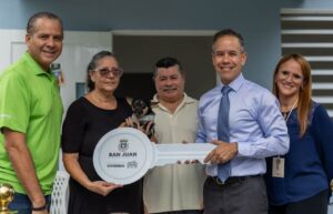 Realizan nueva entrega de hogares rehabilitados a familias de la Ciudad Capital